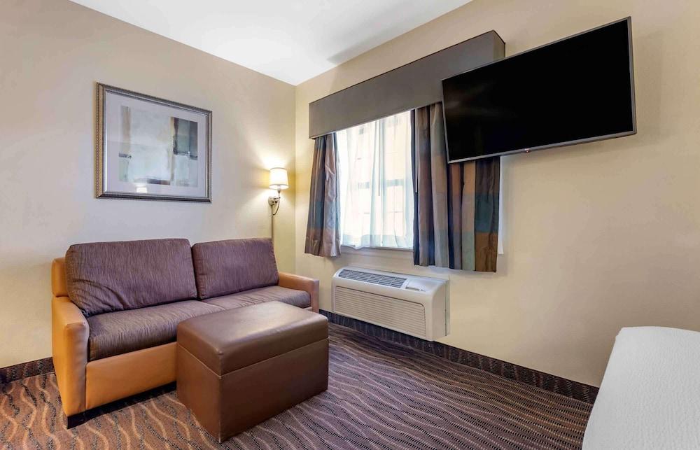 Extended Stay America Premier Suites Lakeland I4 photo 18