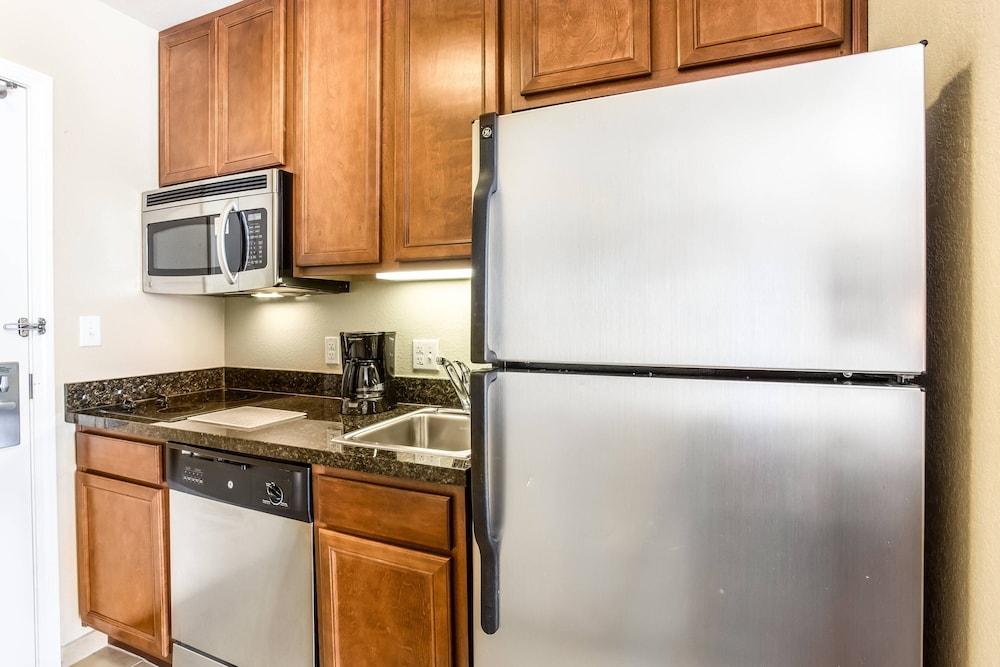 TownePlace Suites by Marriott Tucson Airport photo 7