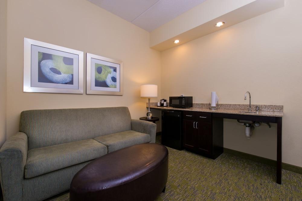Holiday Inn Express Hotel and Suites Scranton by IHG photo 24