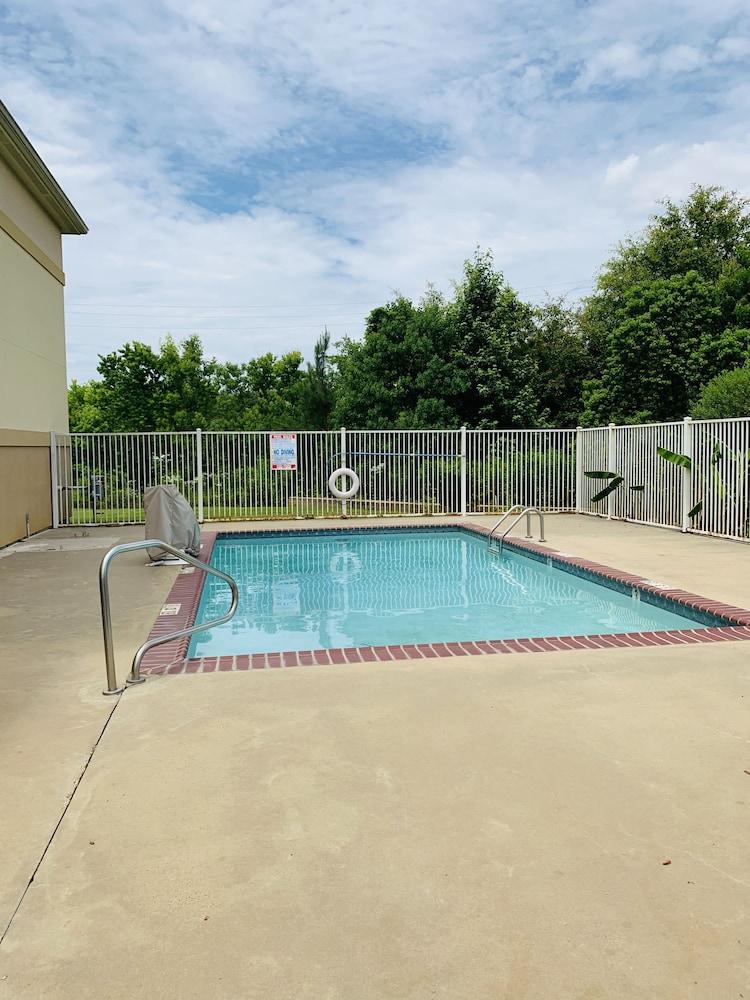 Rodeway Inn & Suites Winnfield photo 28