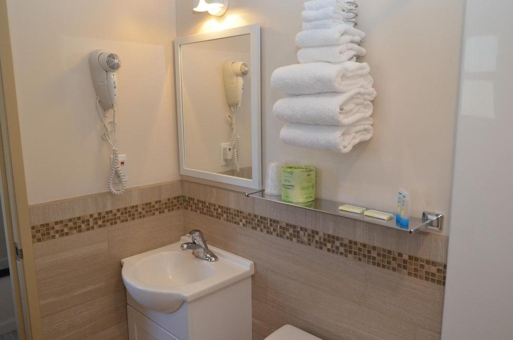 Seahorse Inn photo 32