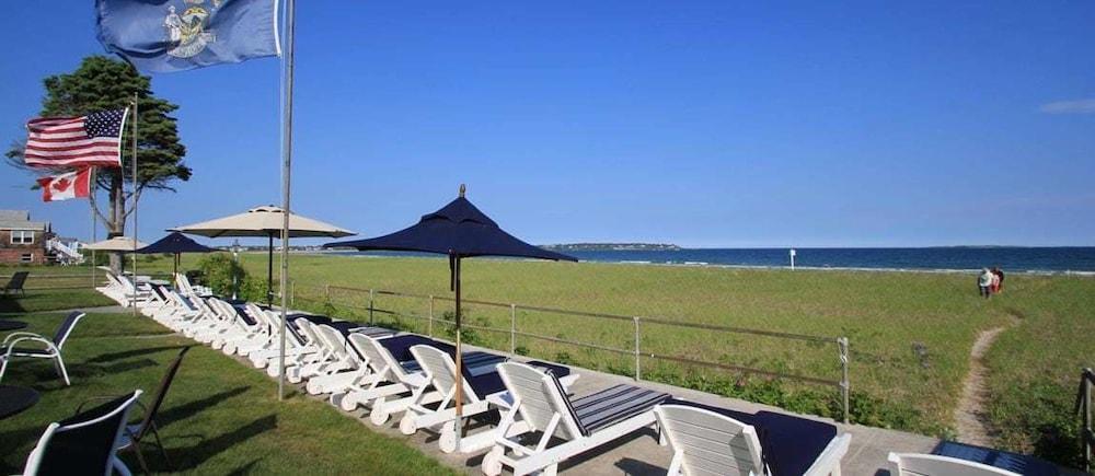 Holiday House Inn photo 54