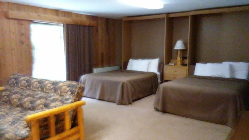 Lakewoods Resort & Lodge photo 14