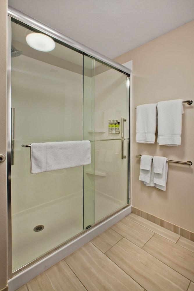 Holiday Inn Express & Suites Green River by IHG photo 82
