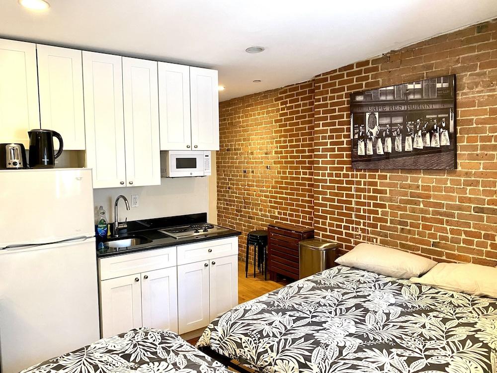 The Nomad Suites & Apartments photo 25
