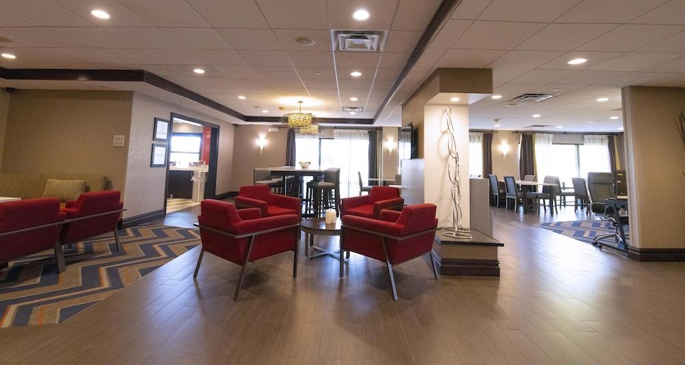 Hampton Inn Ridgefield Park photo 17
