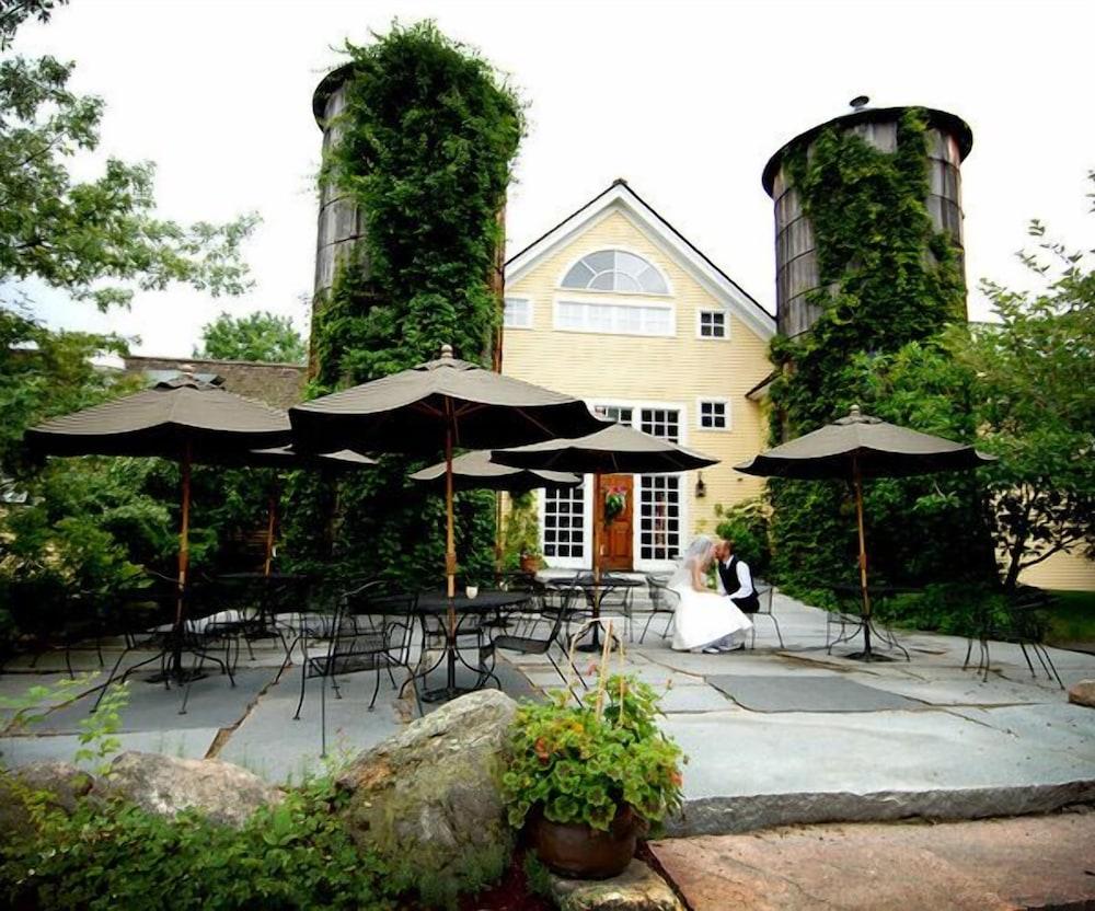 The Grand at Bedford Village Inn photo 31