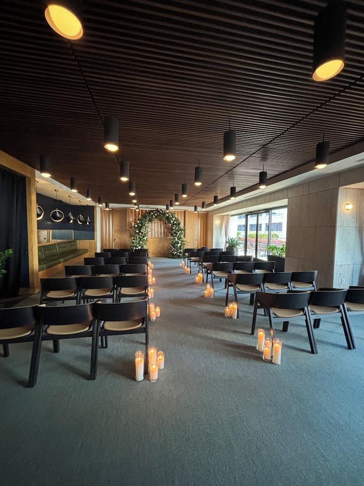 Fairlane Hotel photo 41