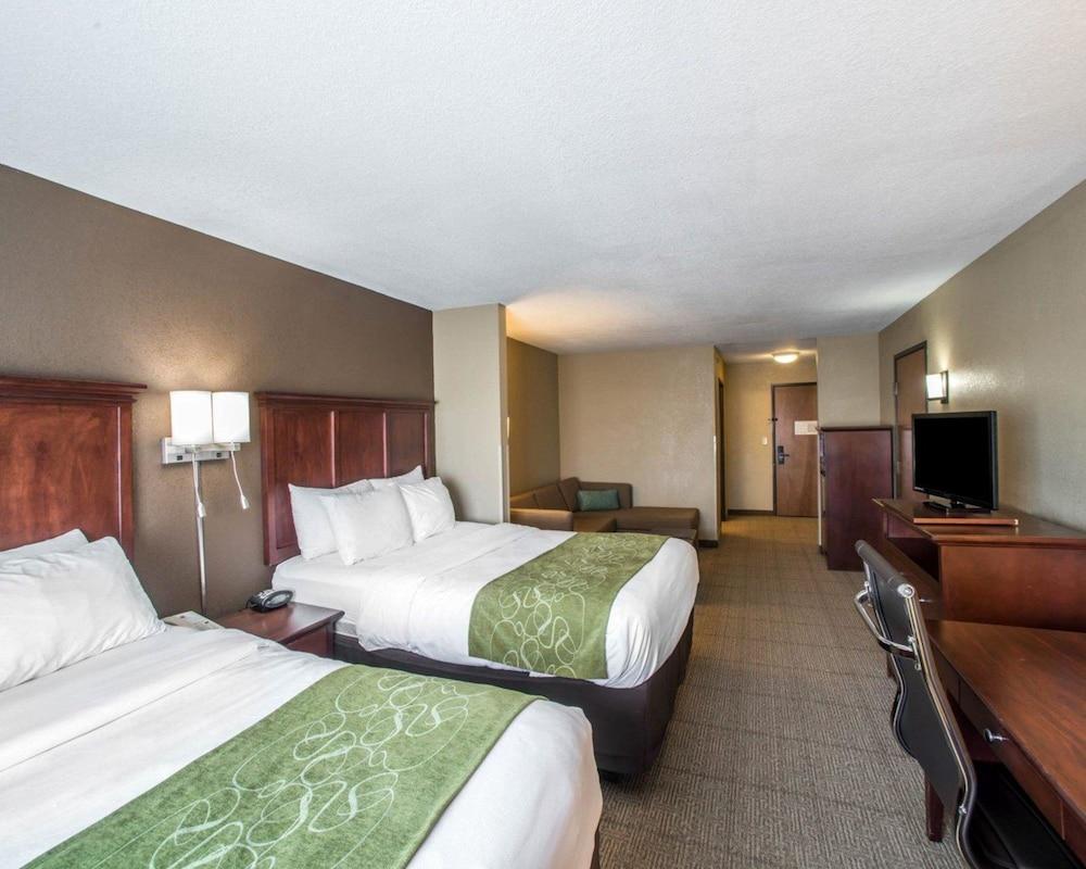 Comfort Suites Columbia - University Area photo 8