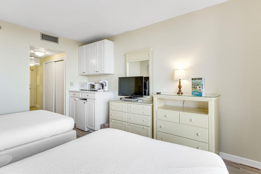 Surfside Resort photo 17