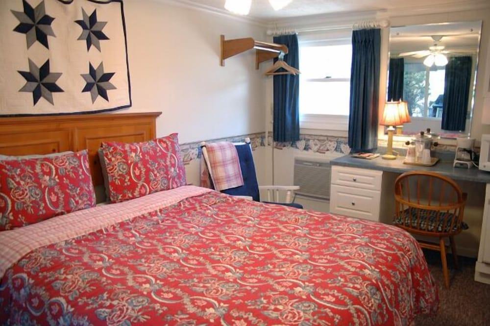 The Homestead Inn photo 77