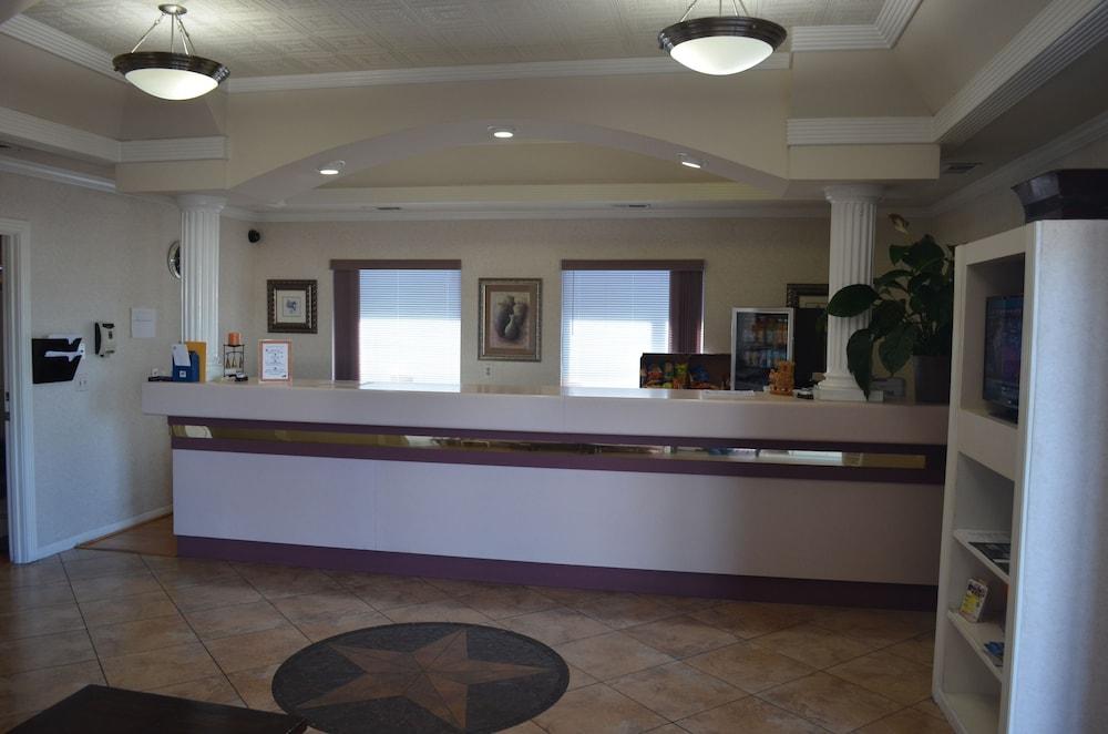 Hill Country Inn Marble Falls photo 2
