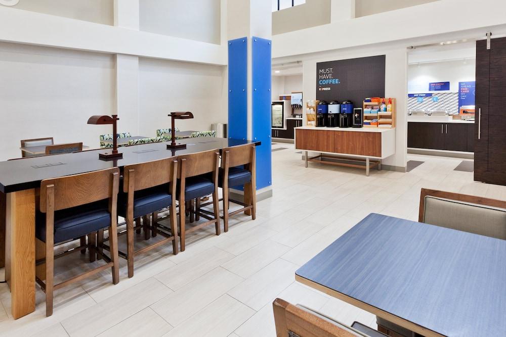 Holiday Inn Express Hotel & Suites Montgomery E - Eastchase by IHG photo 5