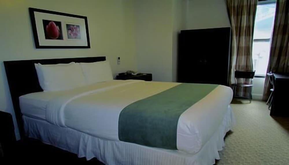 The Hotel 91 photo 38
