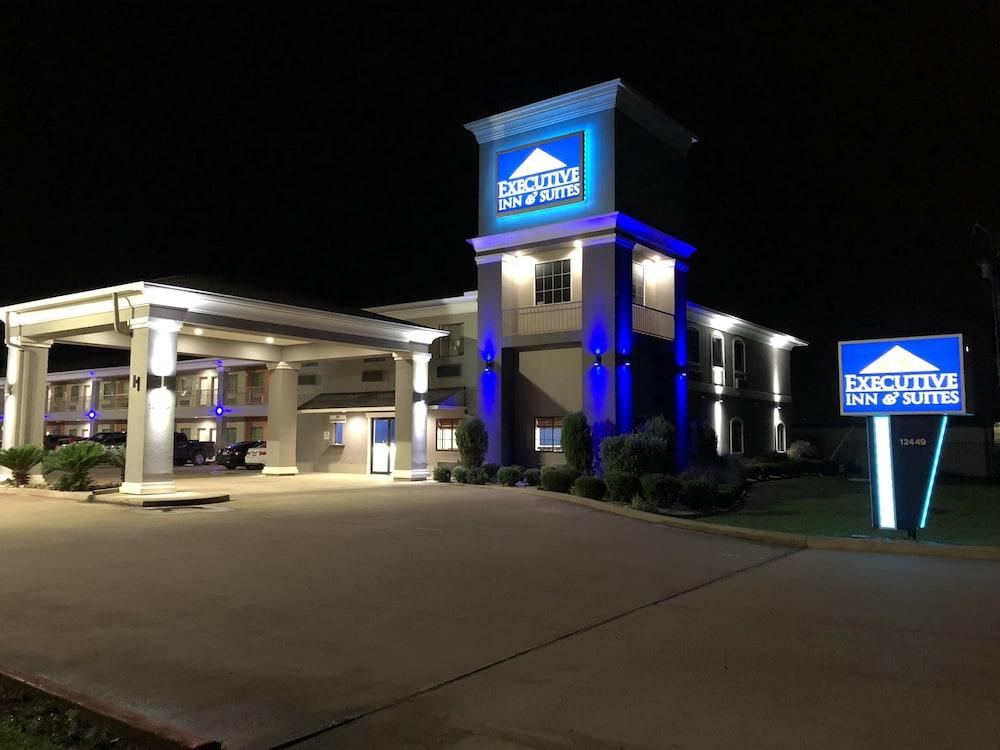 Executive Inn & Suites Joaquin photo 31
