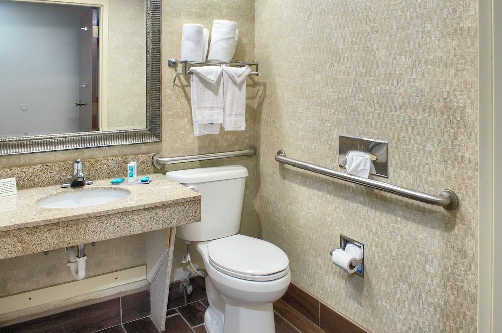 Hometown Inn photo 47