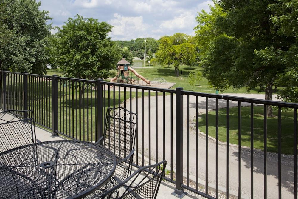 Carrollton Inn photo 7