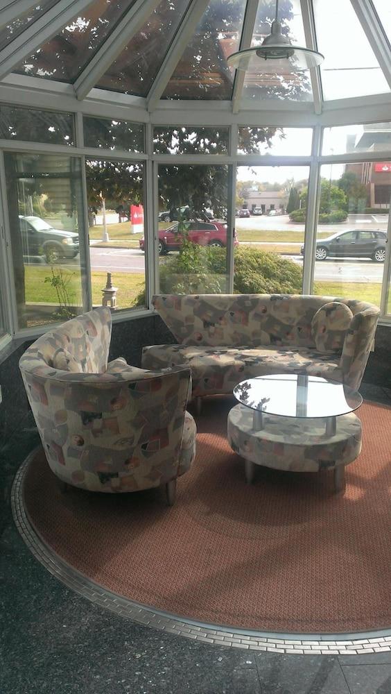 Branford Motel photo 32