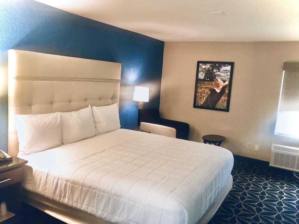Baymont by Wyndham McAllen/Pharr photo 9