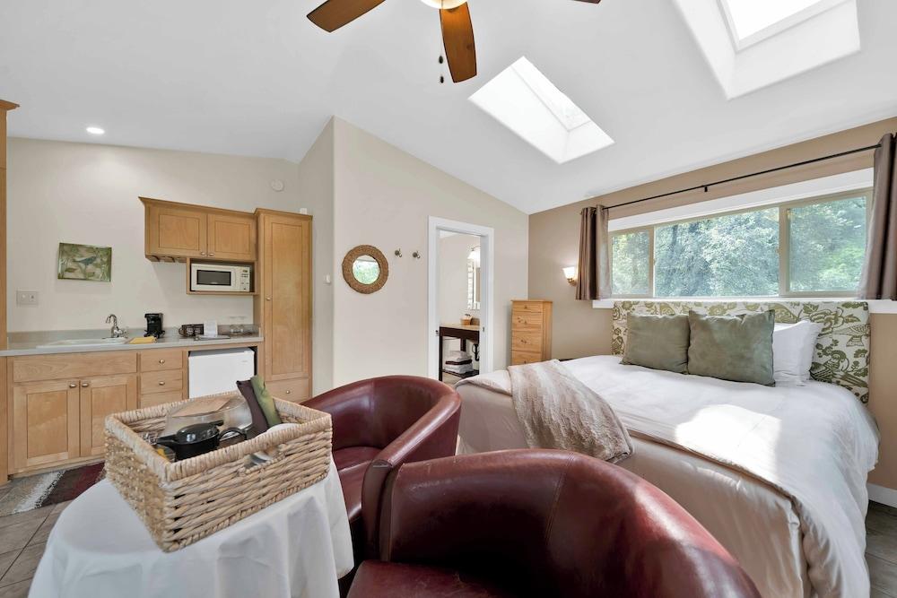 The Inn at Shasta Lake photo 18