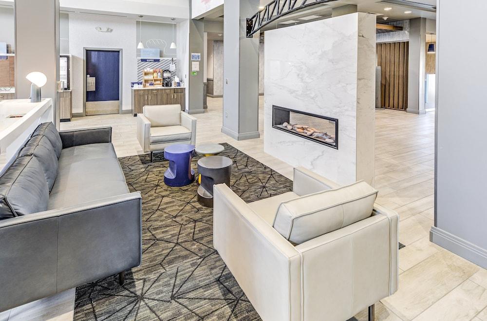 Holiday Inn Express Hotel & Suites Columbus Univ Area - Osu by IHG photo 72