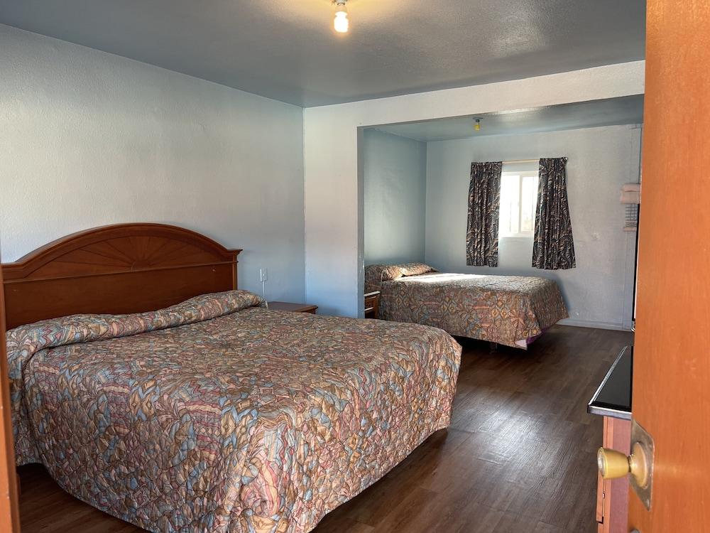 Full Moon Inn photo 5