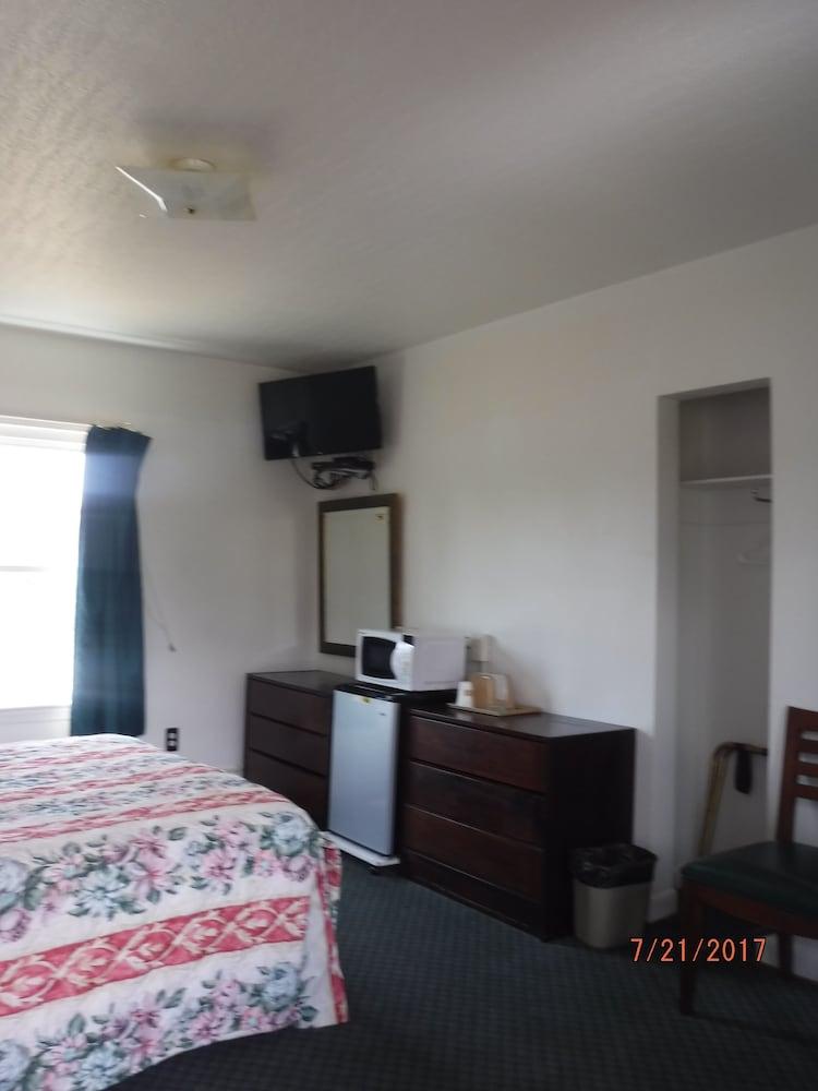 Blue Ridge Motel photo 4