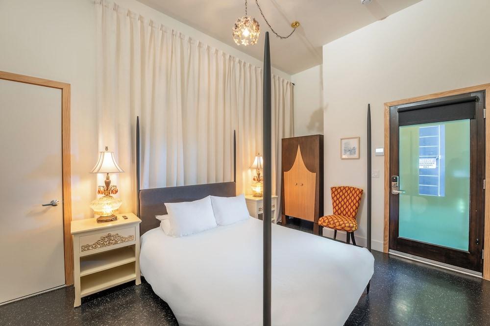 Hotel Narcissus photo 81