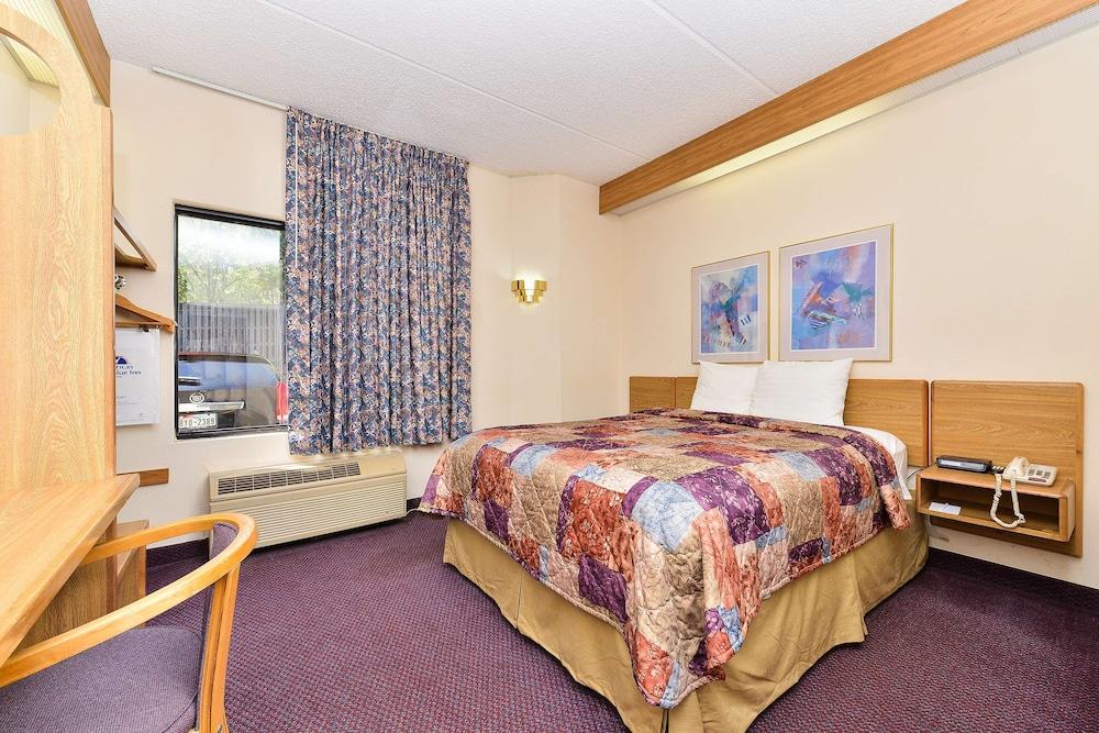 Americas Best Value Inn & Suites Morrow Atlanta photo 6