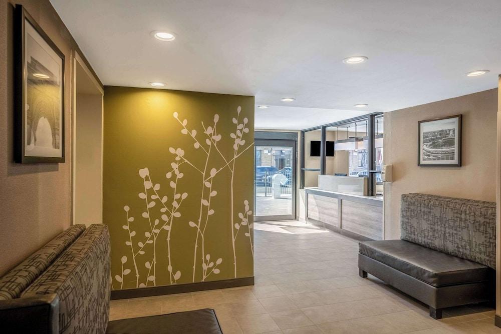 Sleep Inn Bronx - Soundview photo 5