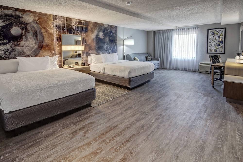 Courtyard By Marriott Vanderbilt-West End photo 11