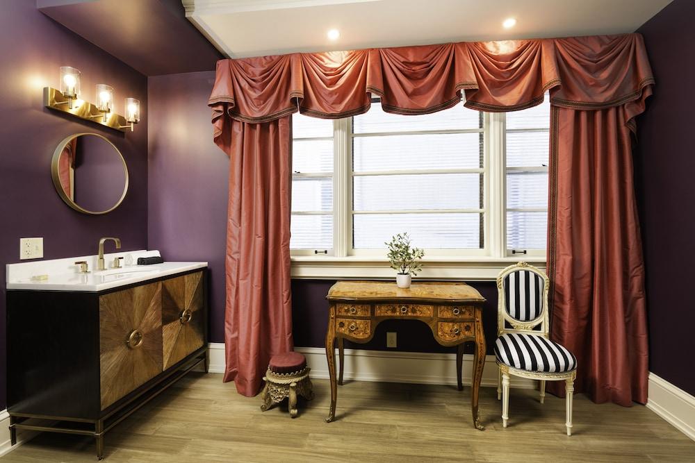 The Edward Hotel photo 31