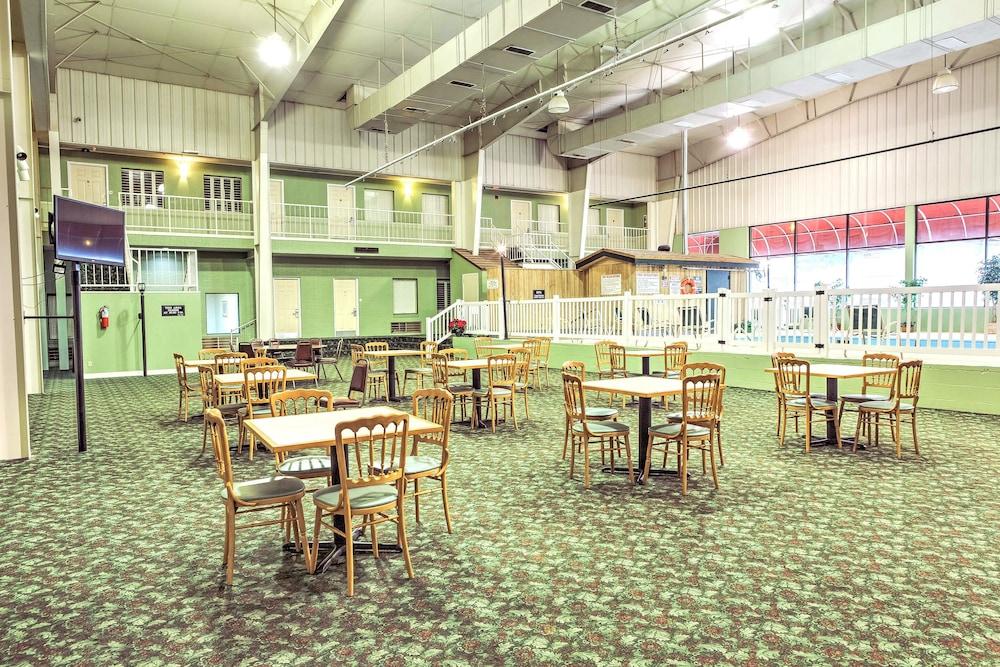 Coratel Inn & Suites By Jasper McCook photo 27