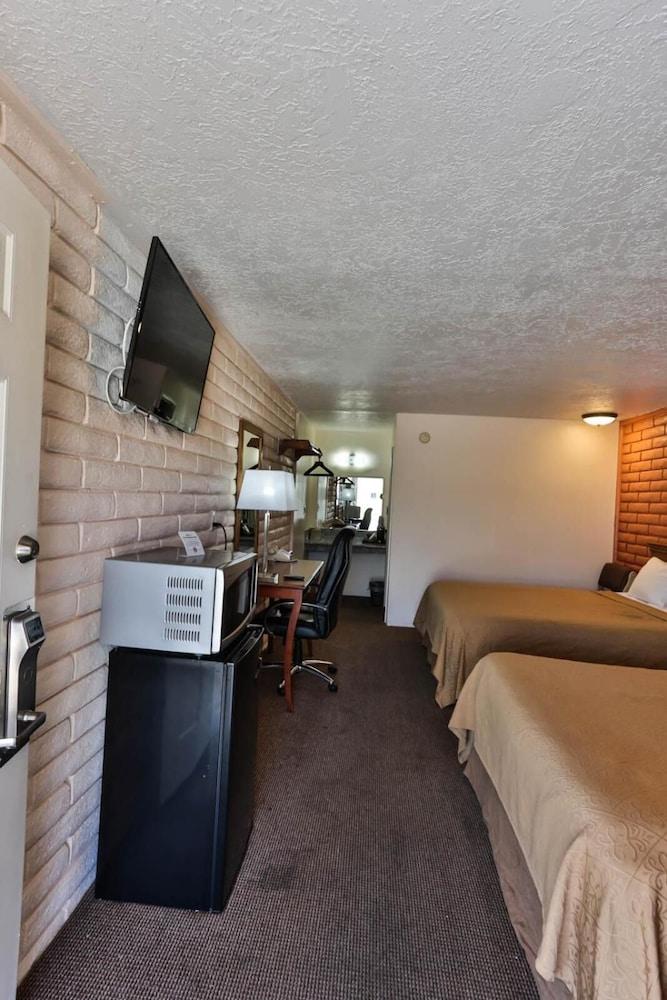 Country Inn photo 31