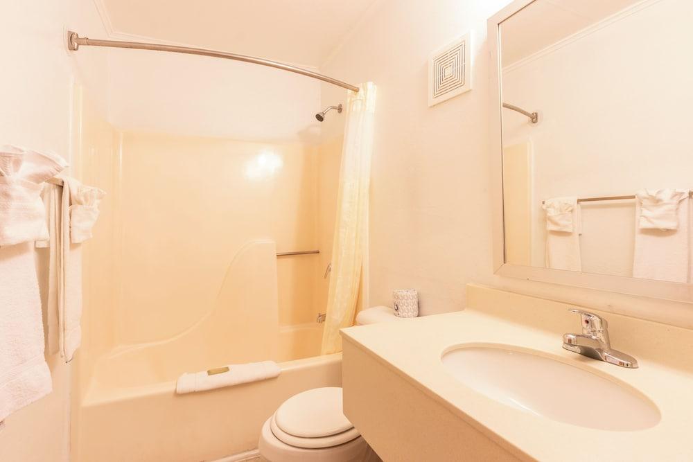 Ocean Sands Beach Boutique Inn - Stay At the Beach photo 30