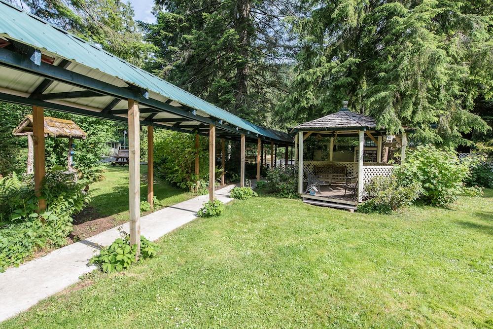 Emerald Valley Inn photo 67