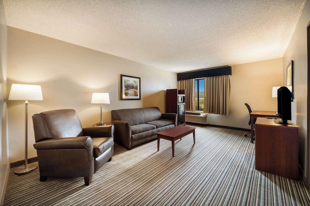 Best Western Park Oasis Inn photo 25