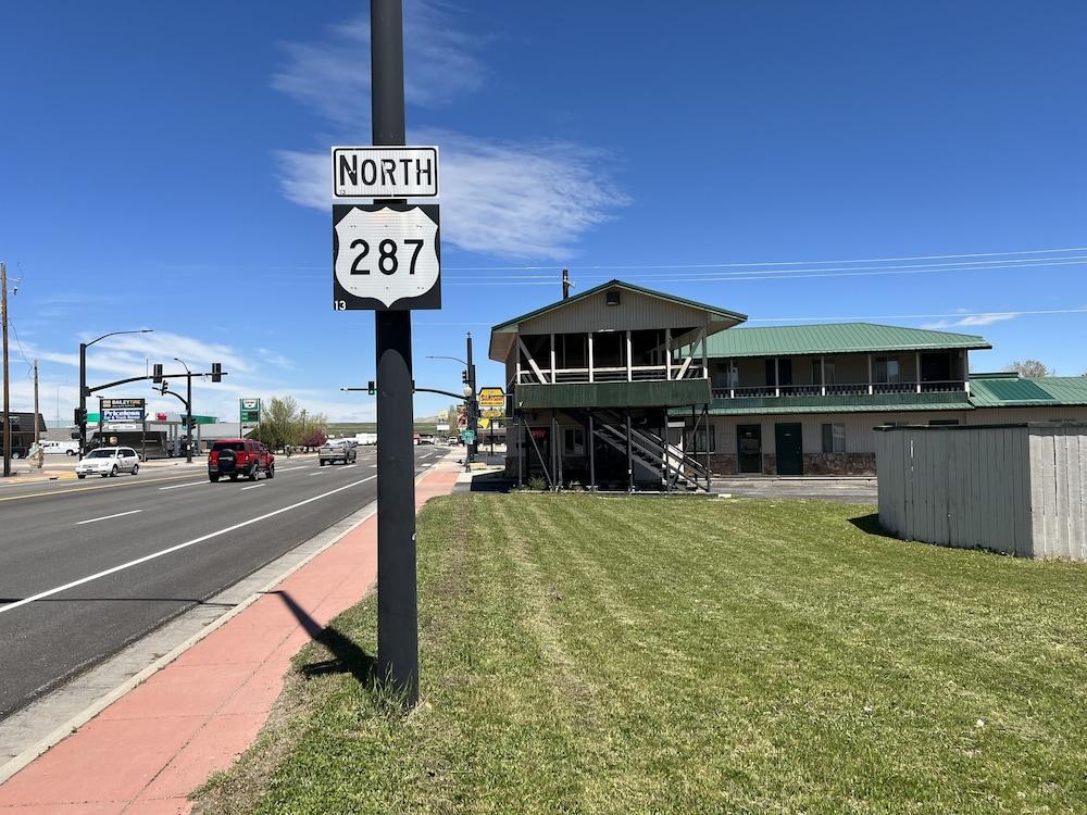Silver Spur Motel photo 5