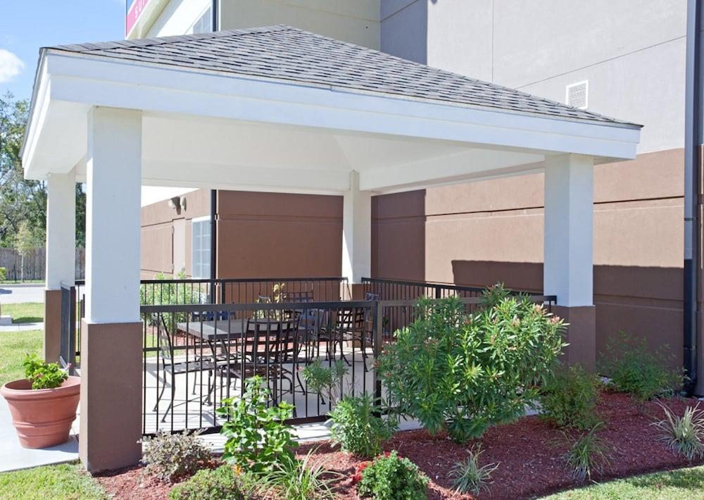 Candlewood Suites Lake Jackson Clute by IHG photo 28