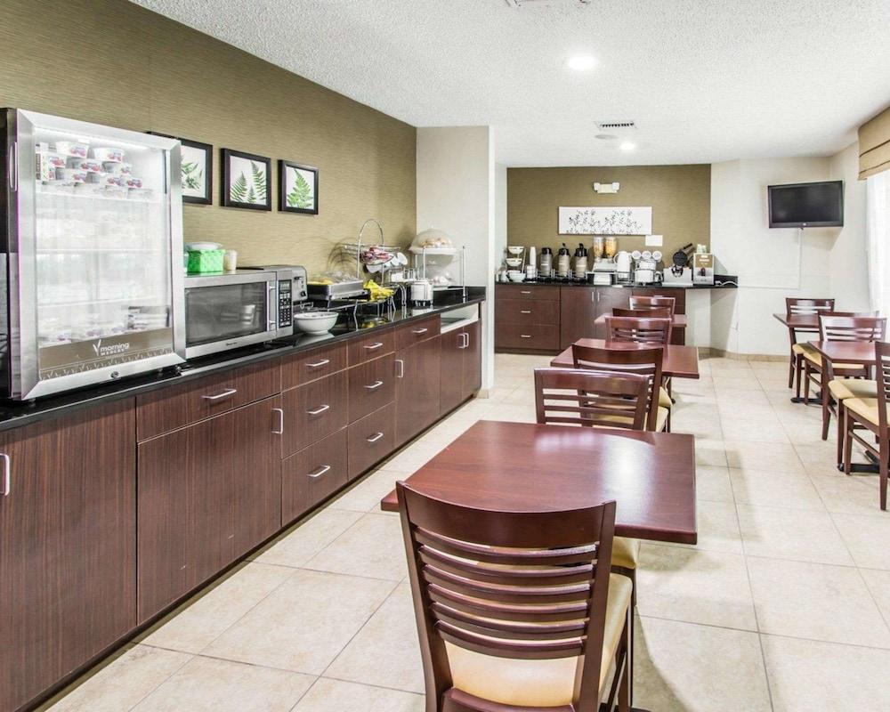 Sleep Inn Fort Pierce I-95 photo 36