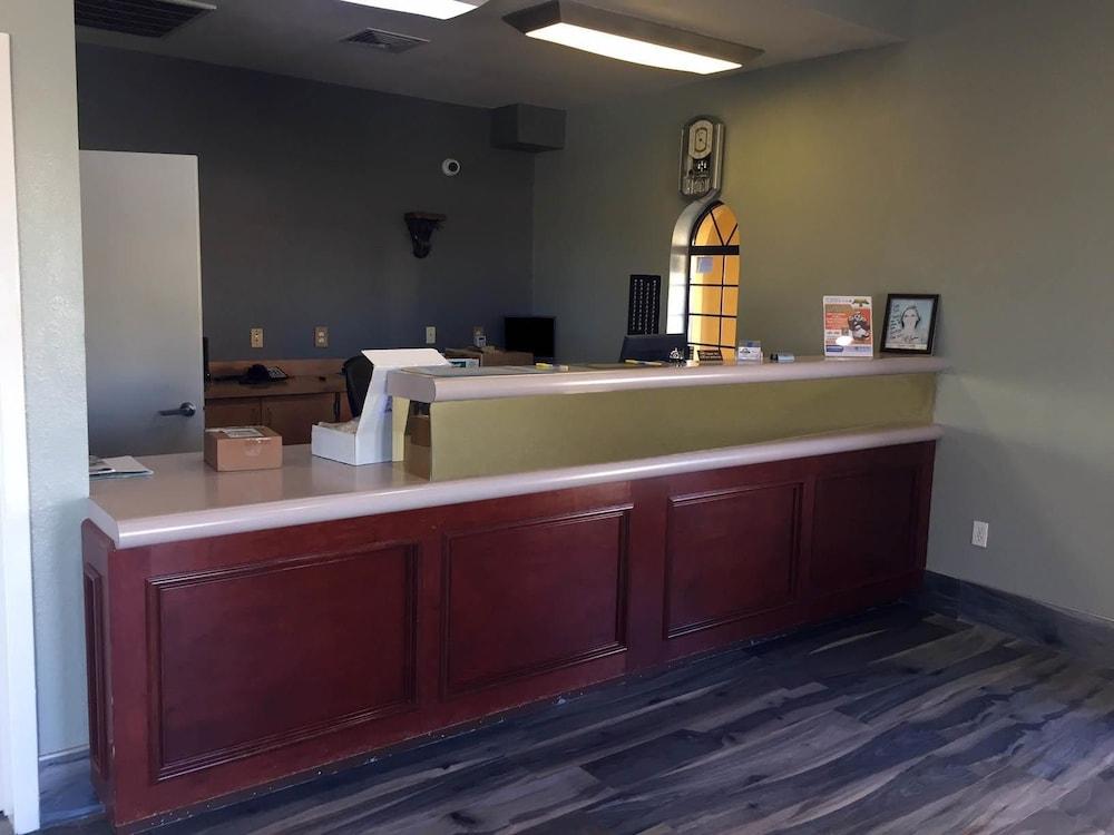 Americas Best Value Inn Bishop Kingsville photo 2
