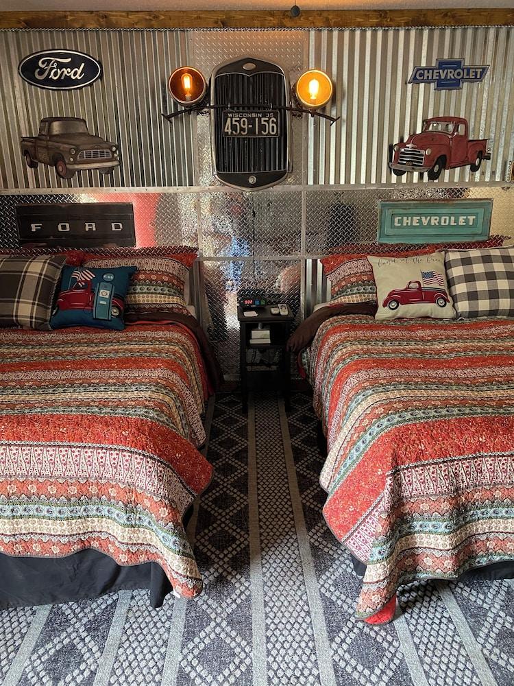 Dusty Boots Motel photo 22