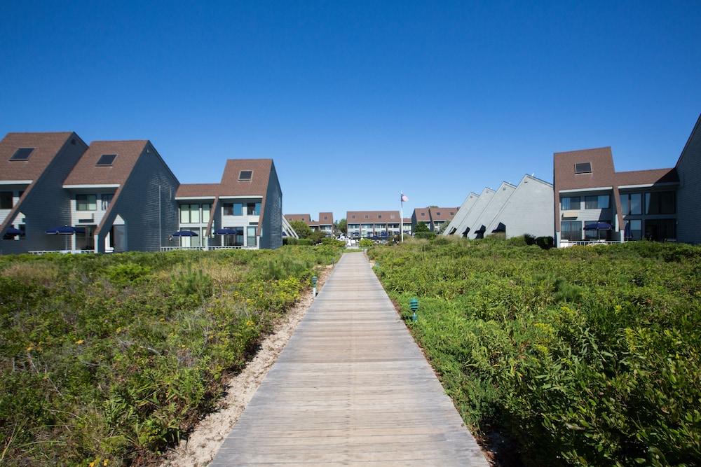 The Surf Club photo 34