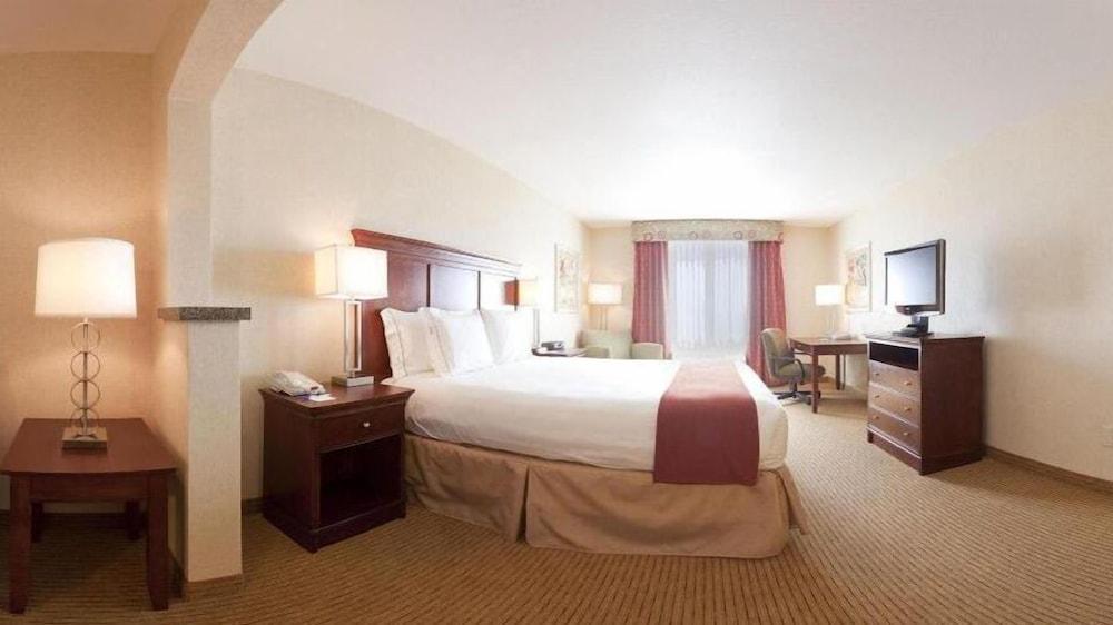 Holiday Inn Ex Ste Porterville by IHG photo 28