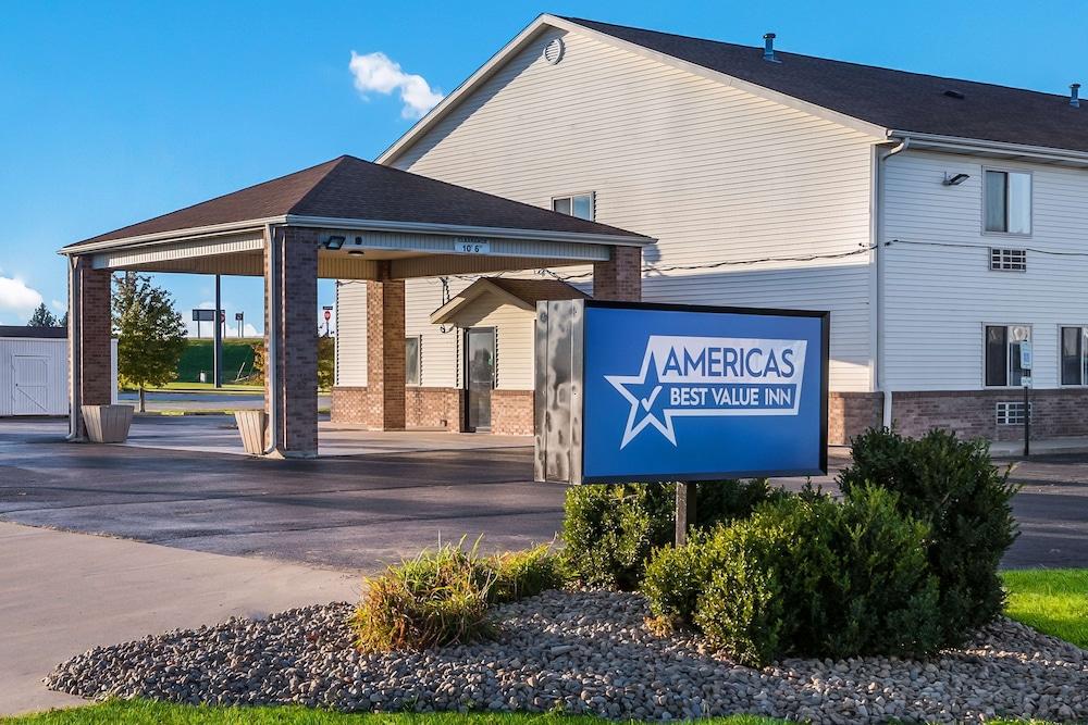 Americas Best Value Inn Wenona photo 1