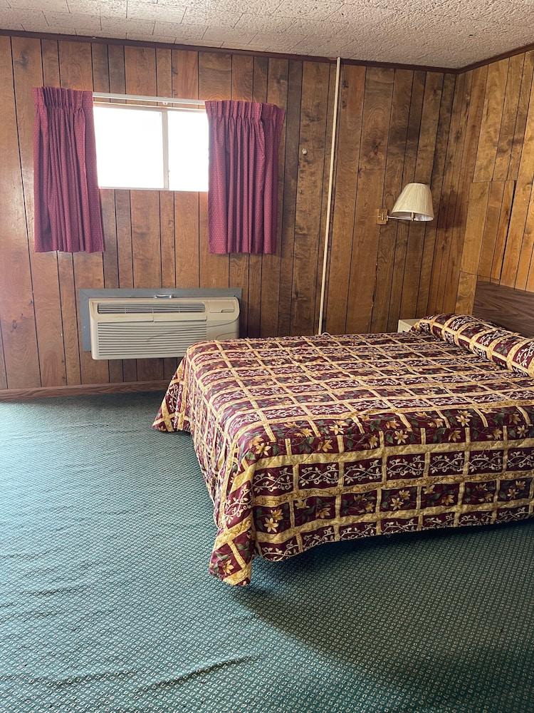 Wildflower Inn & RV Park photo 14