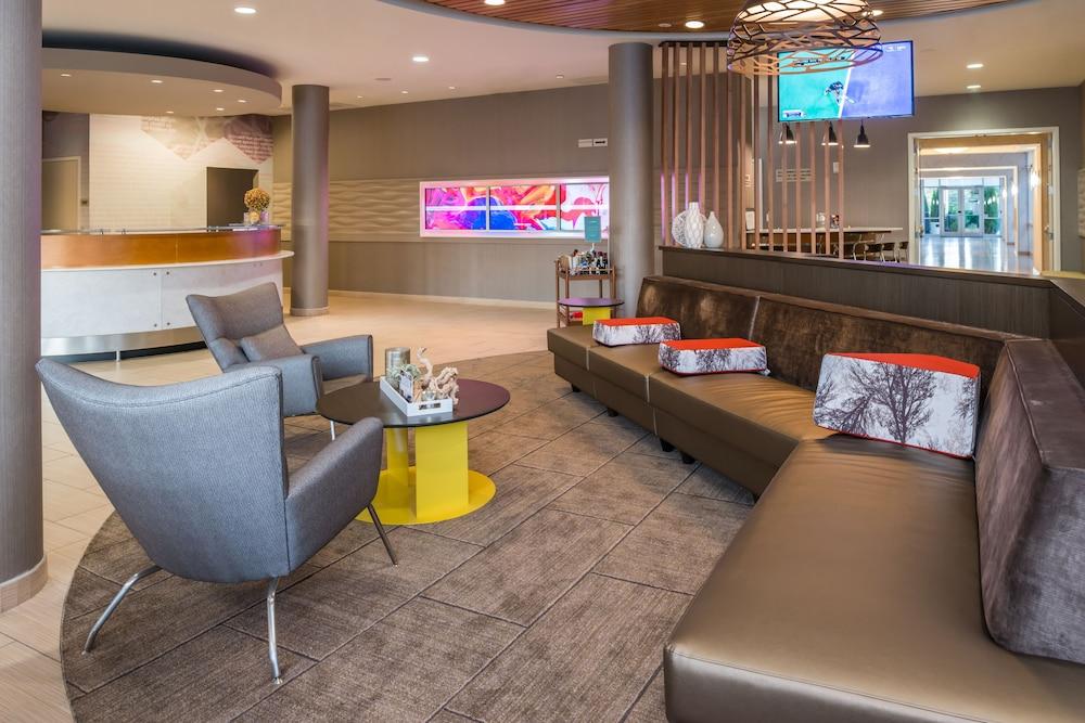 SpringHill Suites Huntsville Downtown photo 4