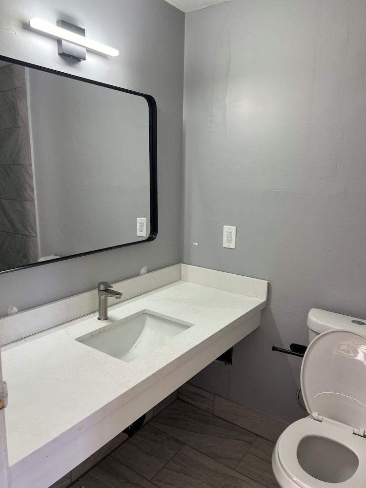 Nest Inn photo 2
