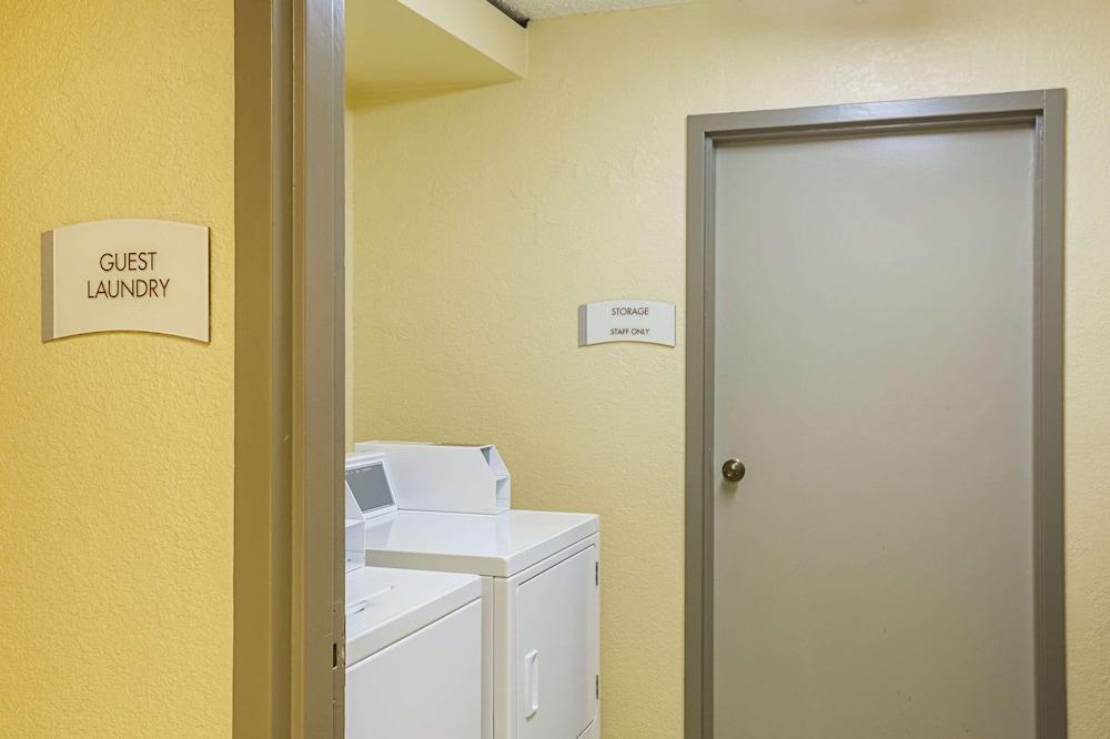 Quality Inn & Suites near Six Flags East photo 23