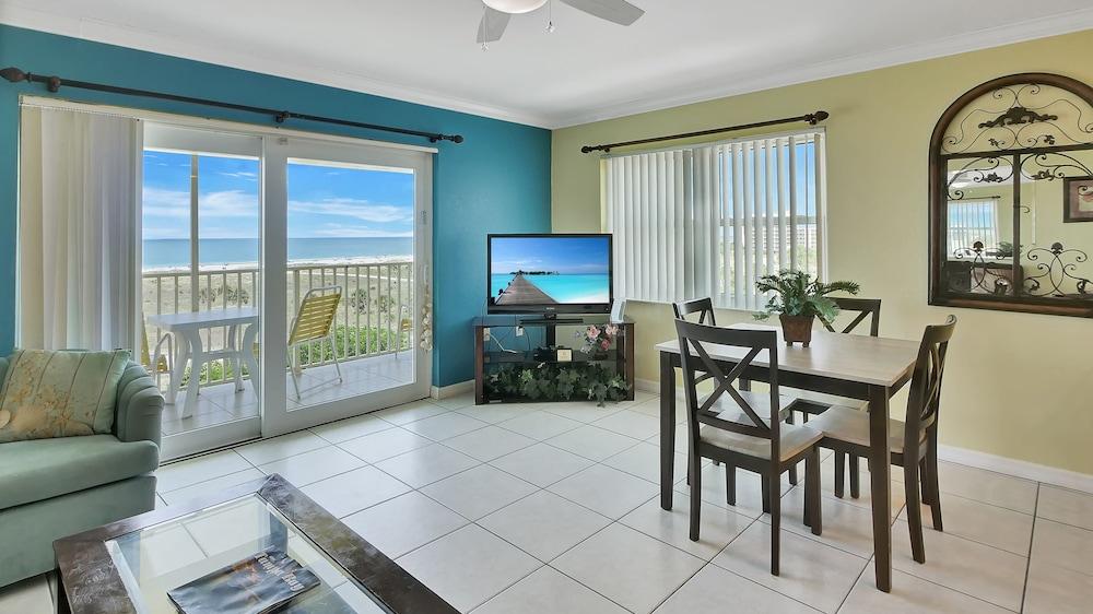 South Beach Oceanfront Resort photo 46